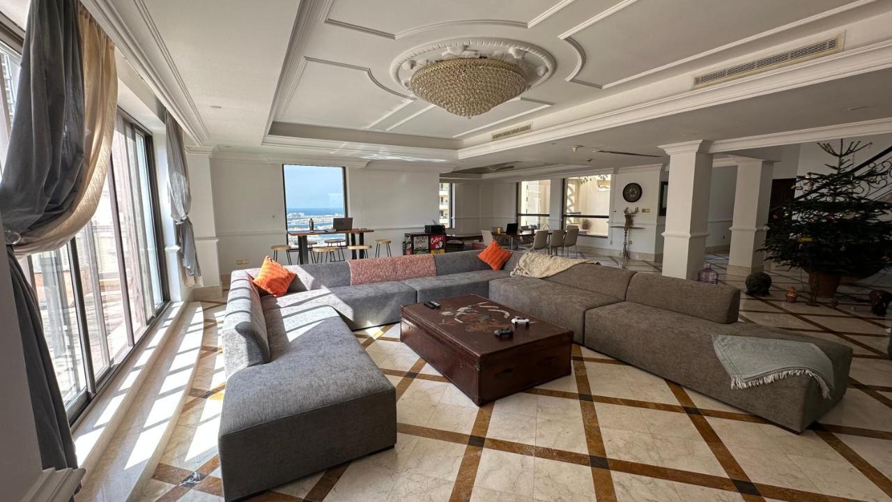 Hostel Neyar Beach Vibes - The Penthouse Dubai Exterior foto
