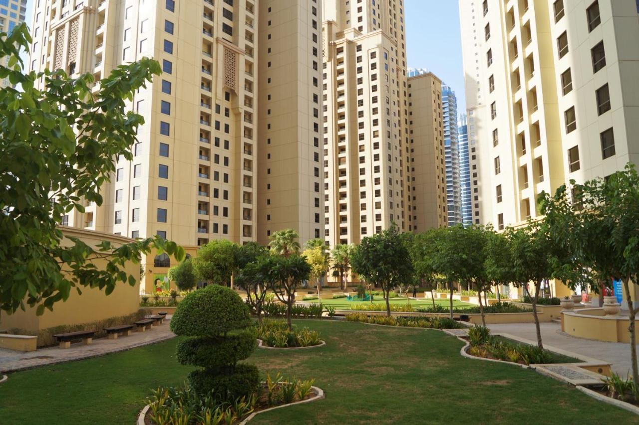 Hostel Neyar Beach Vibes - The Penthouse Dubai Exterior foto