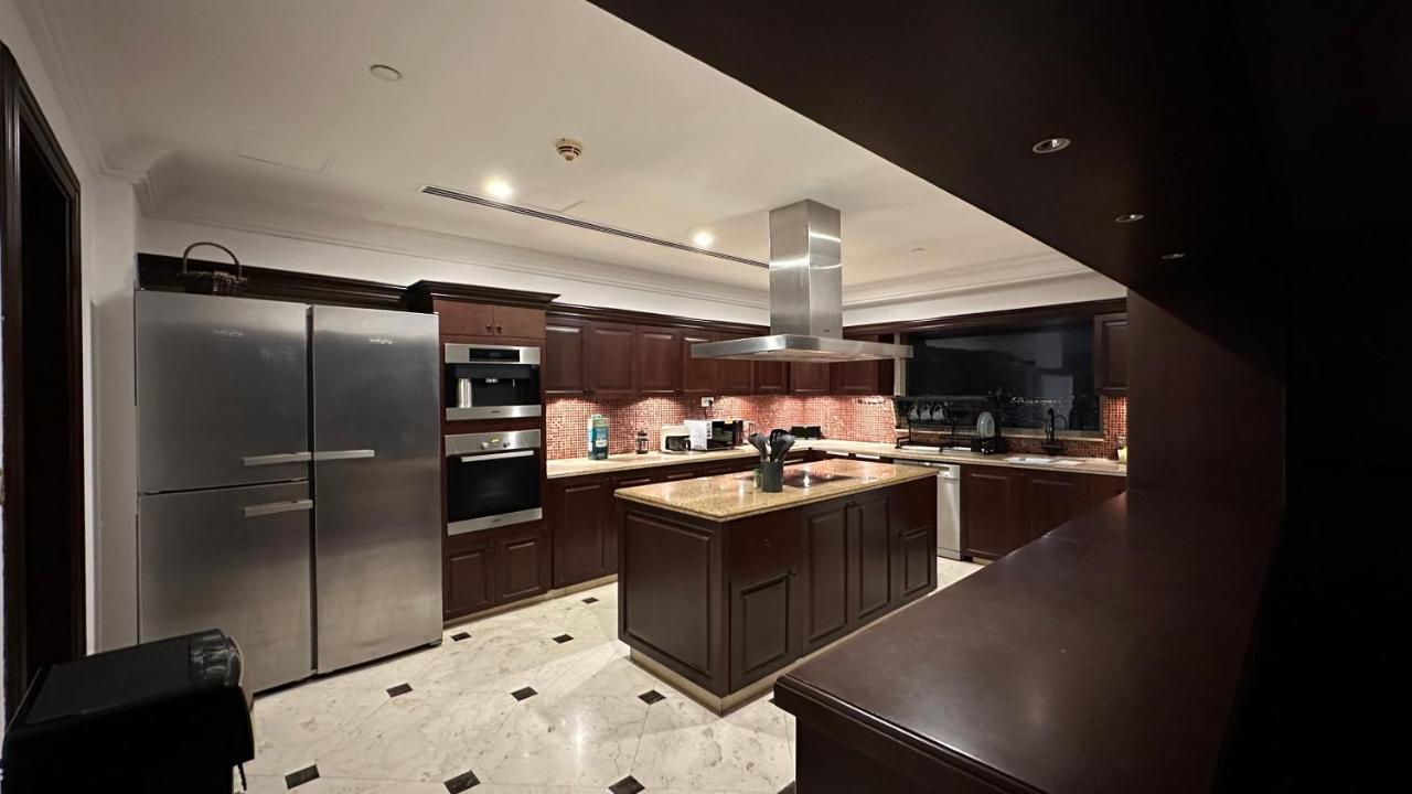 Hostel Neyar Beach Vibes - The Penthouse Dubai Exterior foto