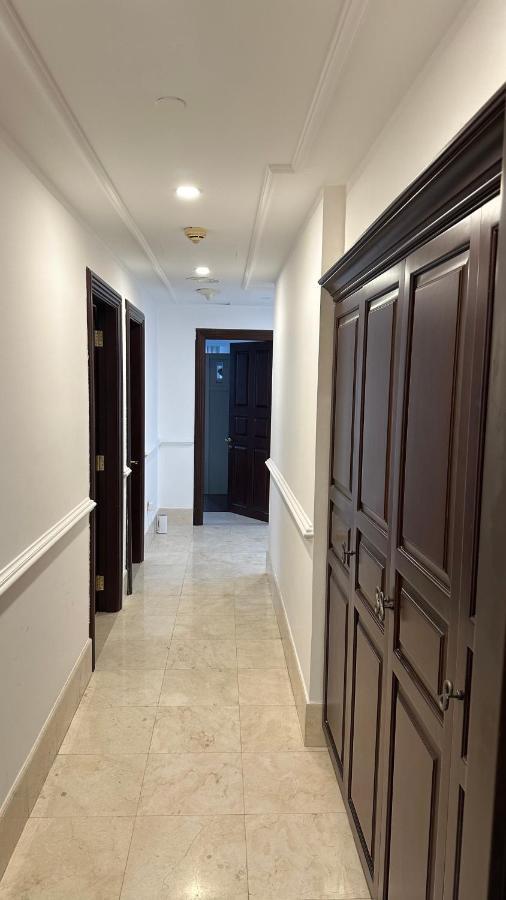 Hostel Neyar Beach Vibes - The Penthouse Dubai Exterior foto