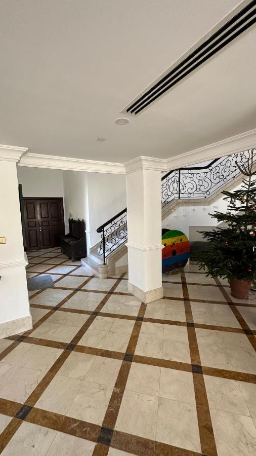 Hostel Neyar Beach Vibes - The Penthouse Dubai Exterior foto