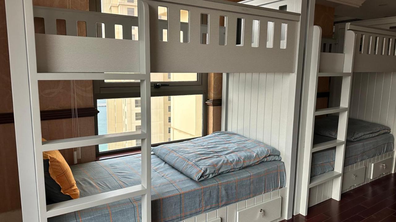 Hostel Neyar Beach Vibes - The Penthouse Dubai Exterior foto