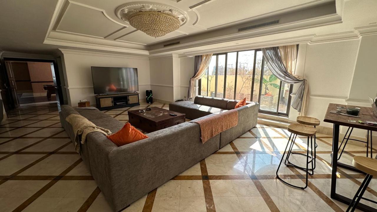 Hostel Neyar Beach Vibes - The Penthouse Dubai Exterior foto