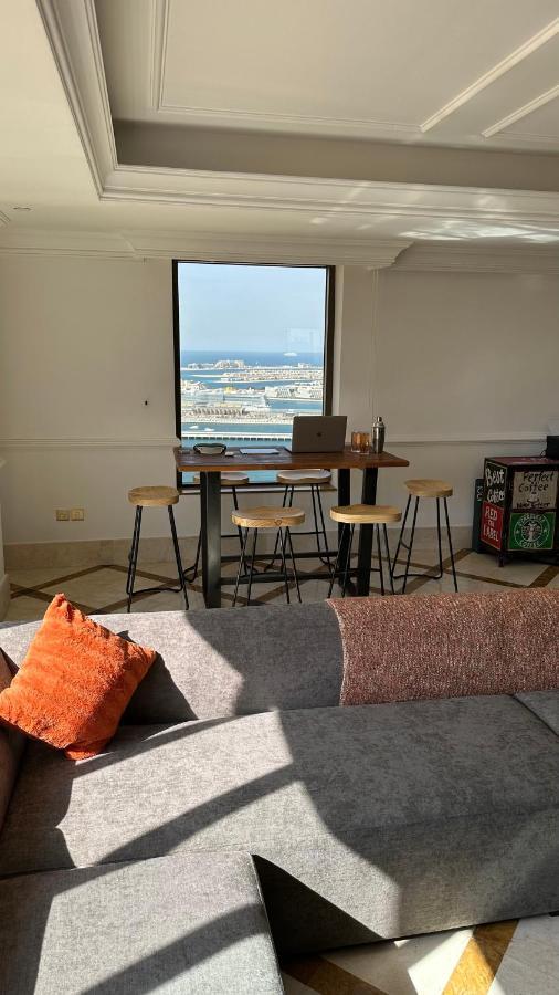 Hostel Neyar Beach Vibes - The Penthouse Dubai Exterior foto